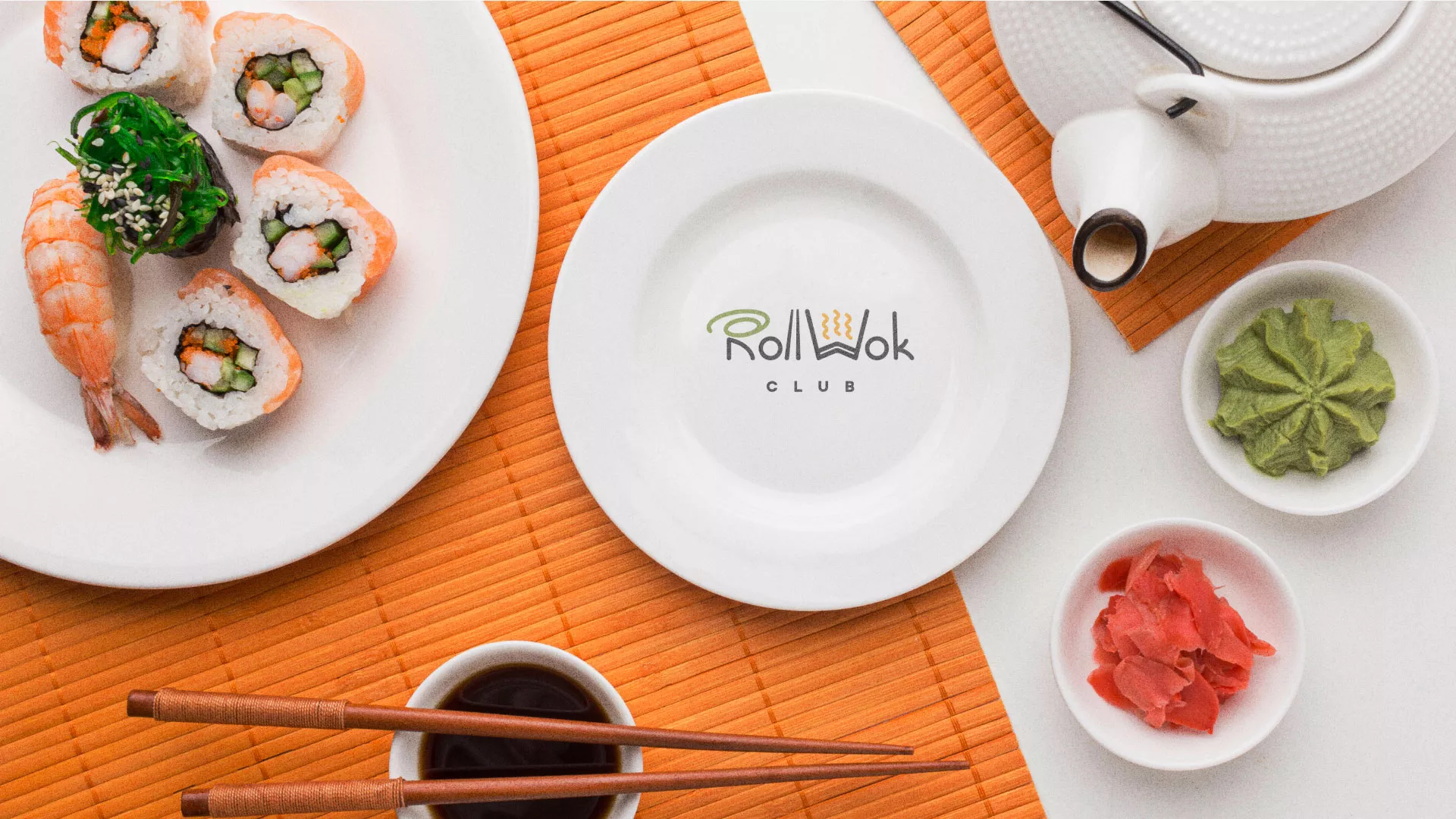Разработка логотипа и фирменного стиля суши-бара «Roll Wok Club» в Ессентуках